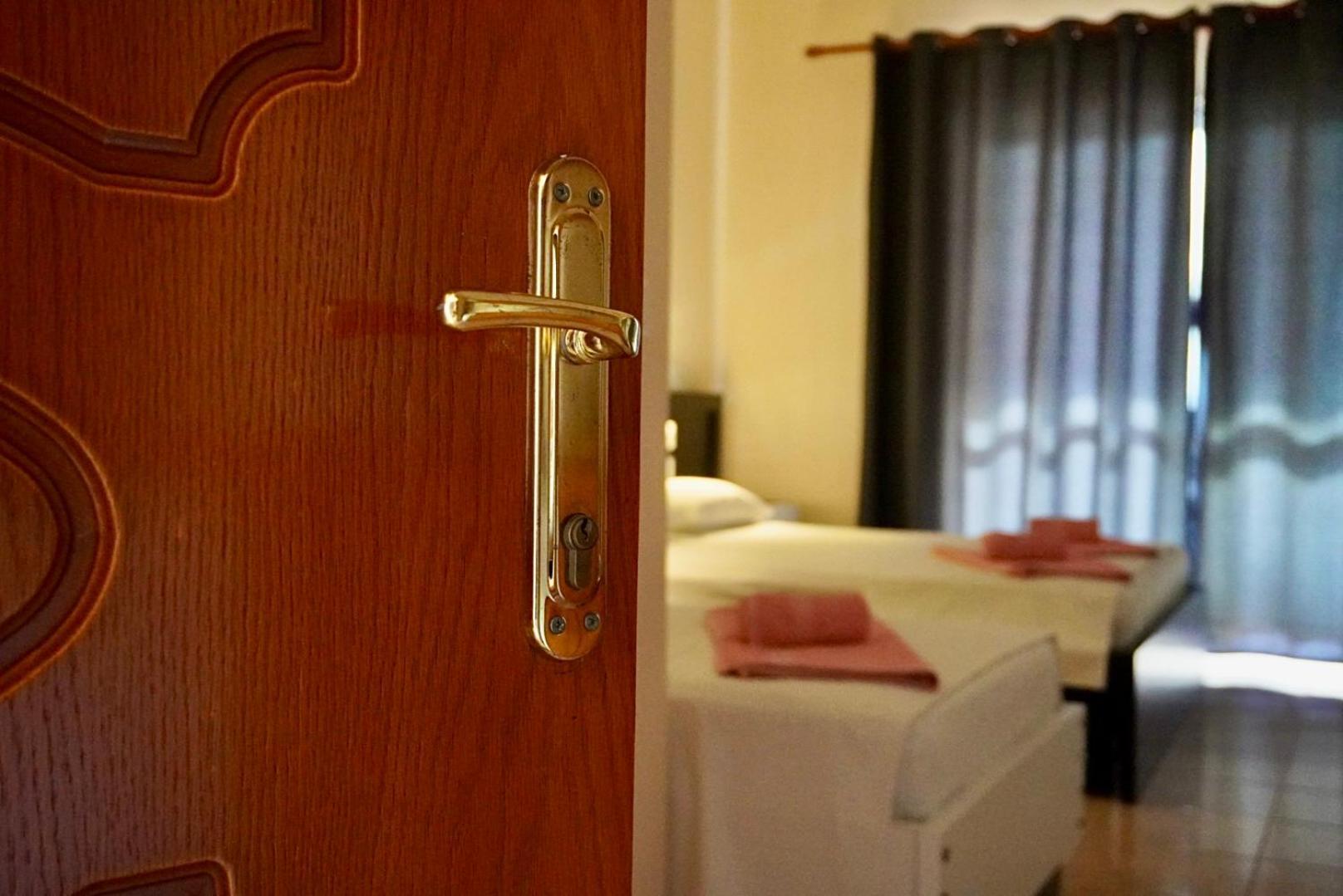Marku Palace Ksamil Kültér fotó