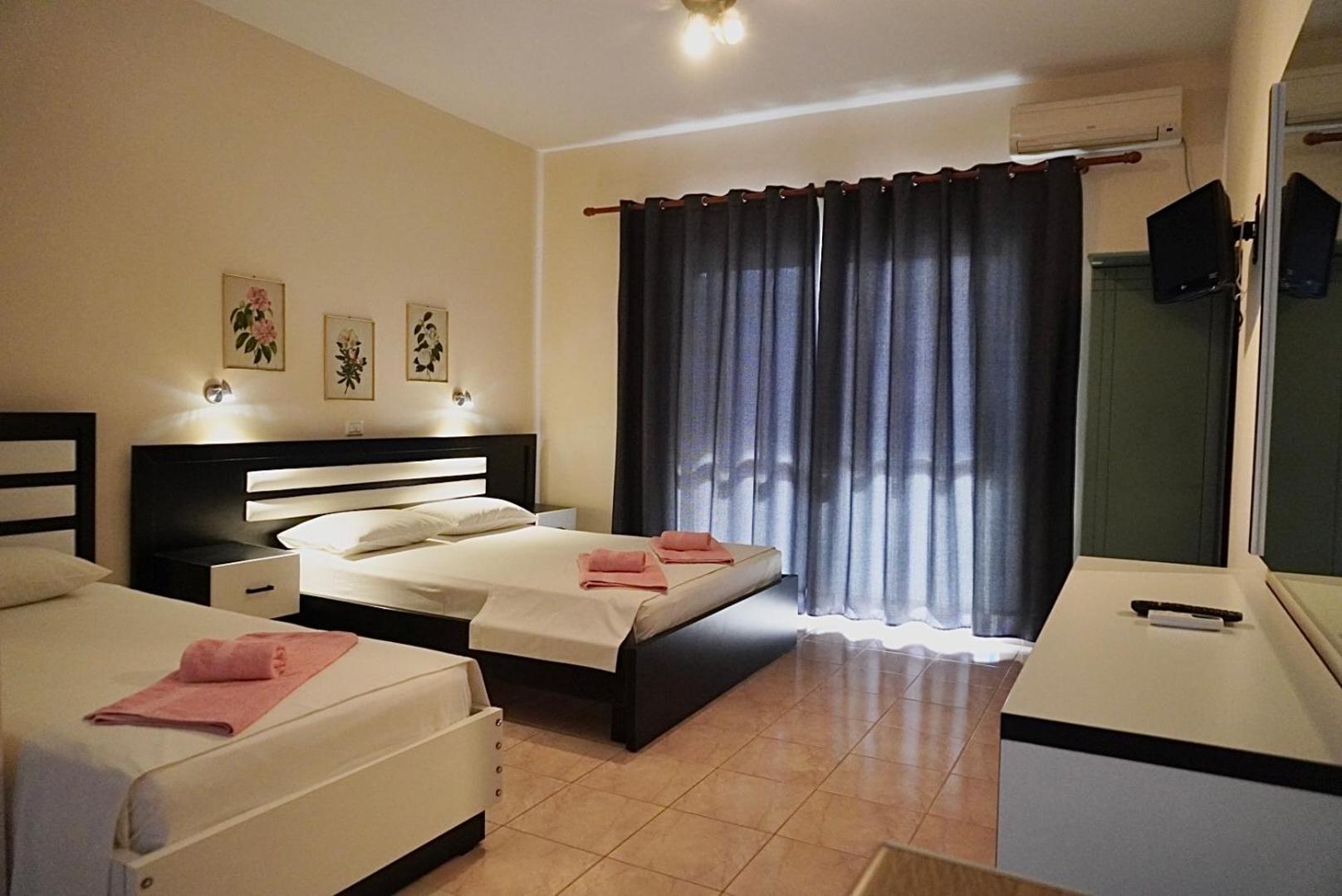 Marku Palace Ksamil Szoba fotó