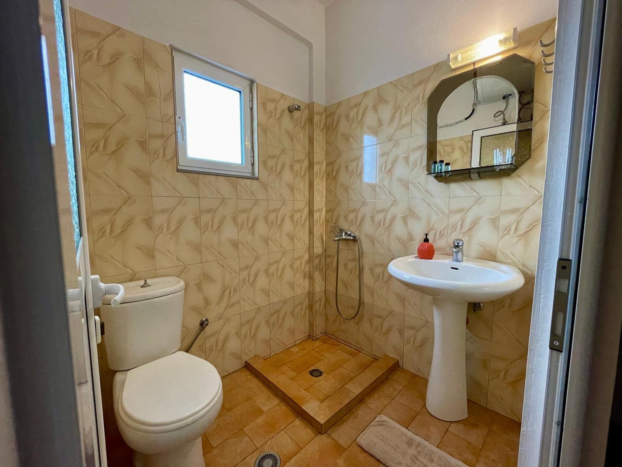 Marku Palace Ksamil Szoba fotó